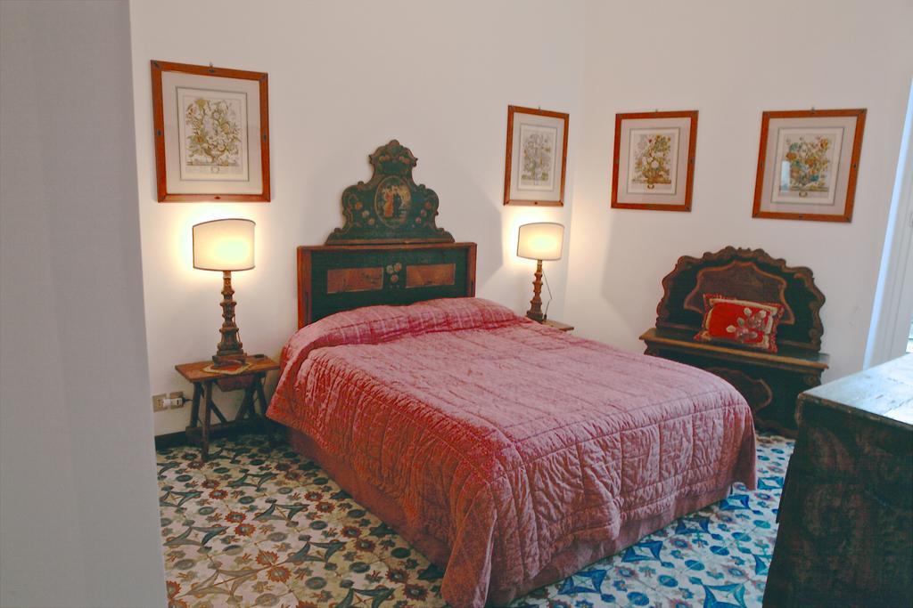 Domus Antonella A Trastevere Rom Zimmer foto