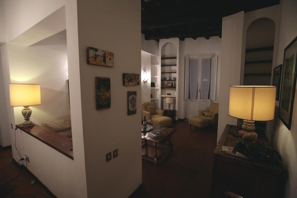 Domus Antonella A Trastevere Rom Exterior foto